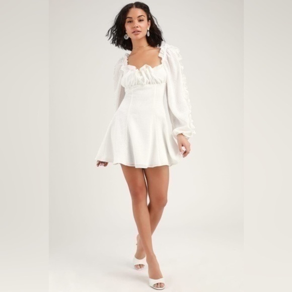 C/MEO Collective Perfect Part White Ruffled Long Sleeve Mini Dress - Picture 1 of 12